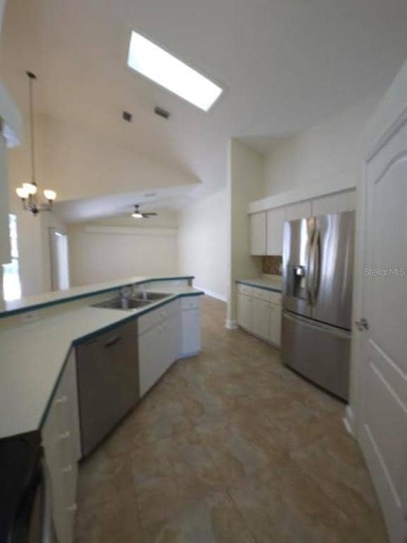 Building Photo - 18005 Palm Breeze Dr