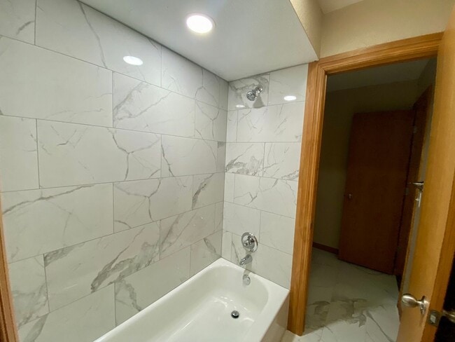 Building Photo - Welcome home!