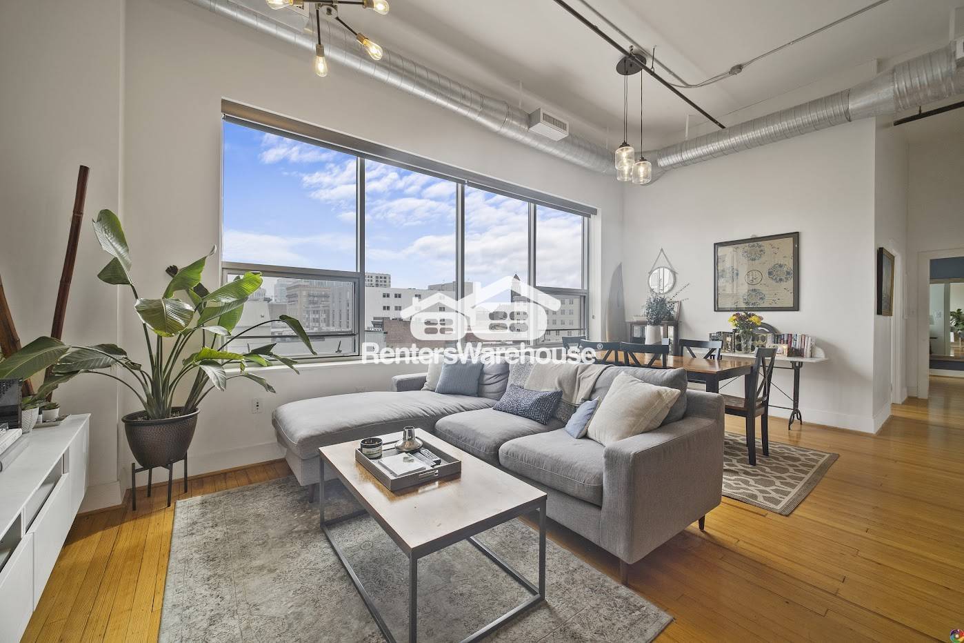 Building Photo - 500 Granby St