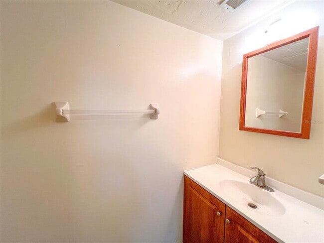 Building Photo - 2300 SW 43rd St