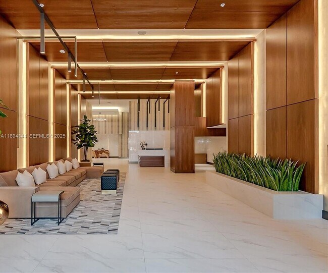 Building Photo - 2960 NE 207th St