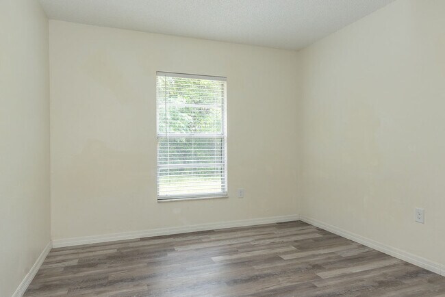Building Photo - 2254 Matthew Cir