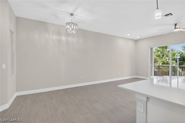 Building Photo - 286 Indies Dr E