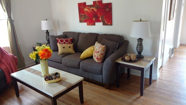 Building Photo - 2317 S Downing St