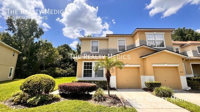 Building Photo - 612 Old Pine Ct
