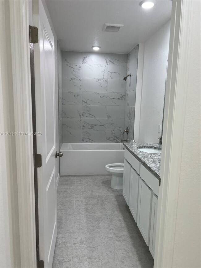 Building Photo - 55 Douglas Ave S