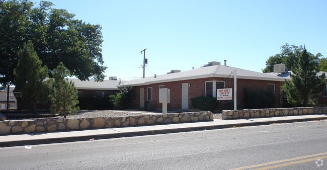 Building Photo - 3500-3518 Hayes Ave