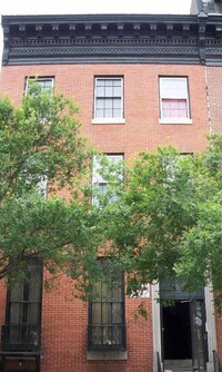 Building Photo - 710 St Paul St