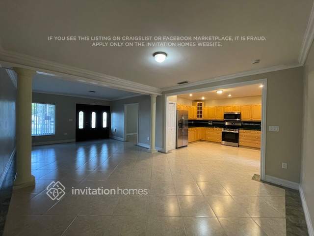 Building Photo - 10840 SW 32nd St