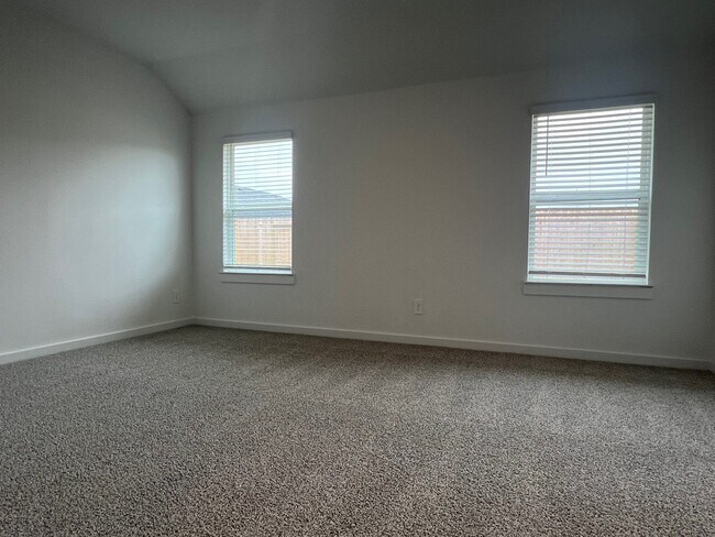 Building Photo - 1107 Fringed Bluestar Dr