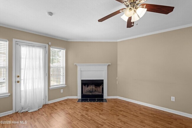 Building Photo - 113 Brittany Way