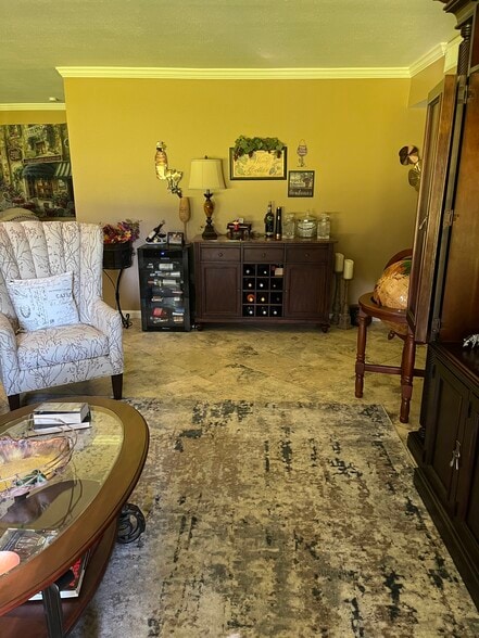 Bar Area in Living room - 10229 W Bolivar Dr