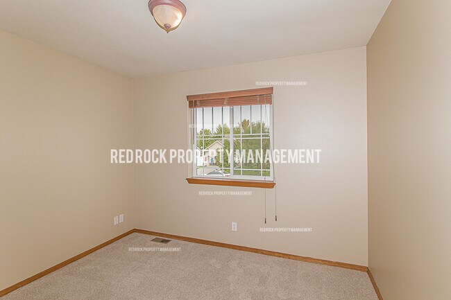 Building Photo - 7005 N Joanna Dr