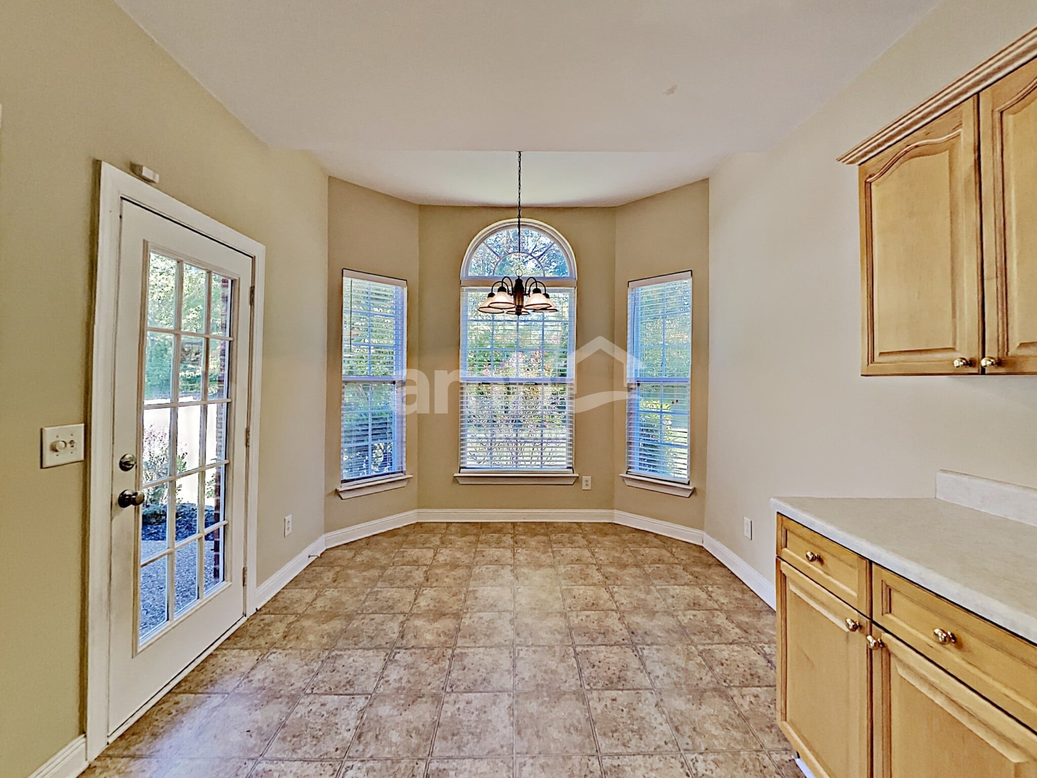 Building Photo - 316 Astor Way