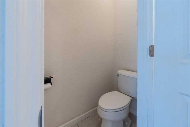 Building Photo - 5700 SW 45th St