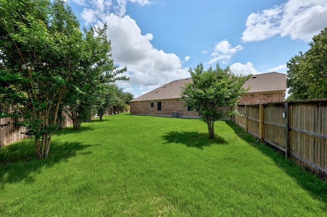 Building Photo - 3508 De Torres Cir
