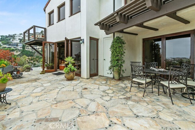 Building Photo - 345 Emerald Bay