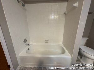 Building Photo - 13911 Hohmann Ct