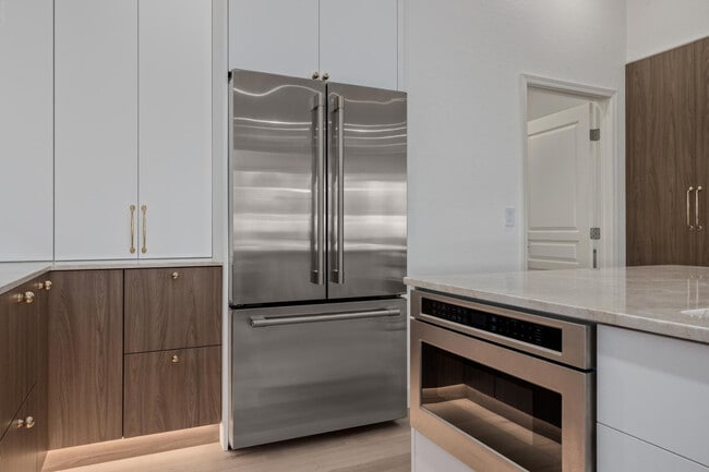 Building Photo - 7152 E Night Glow Cir