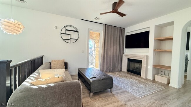 Building Photo - 1866 Via Delle Arti