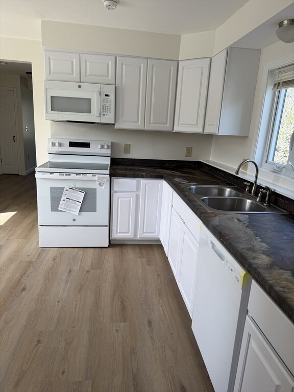 Building Photo - 326 N Main St