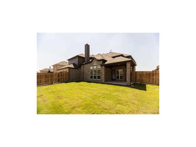 Building Photo - 12060 Grandview Dr