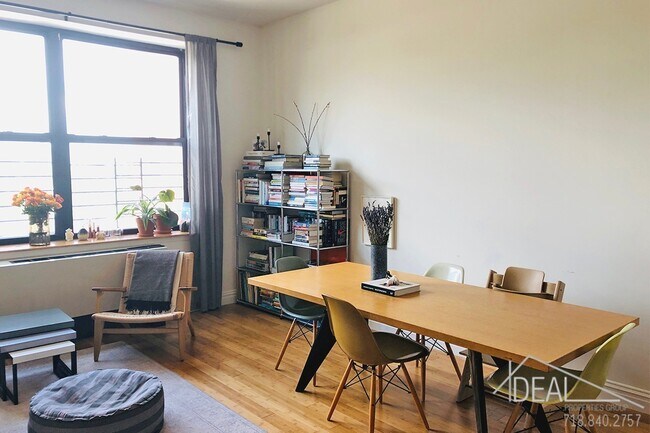Building Photo - 150 Clermont Avenue #3HR