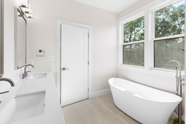 Building Photo - Beautiful New Construction Home-Long Term Rental