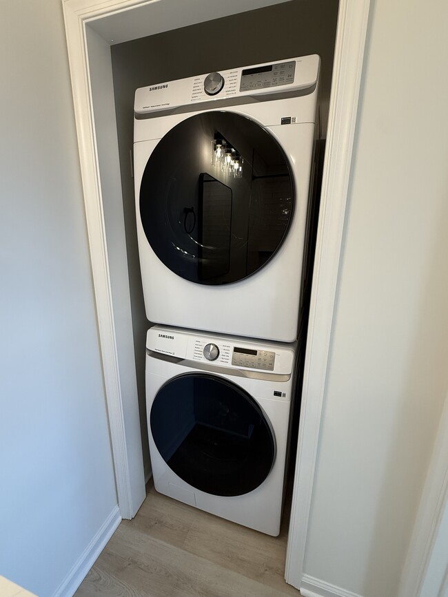Full size brand new washer and dryer - 113 Catoctin Cir NE