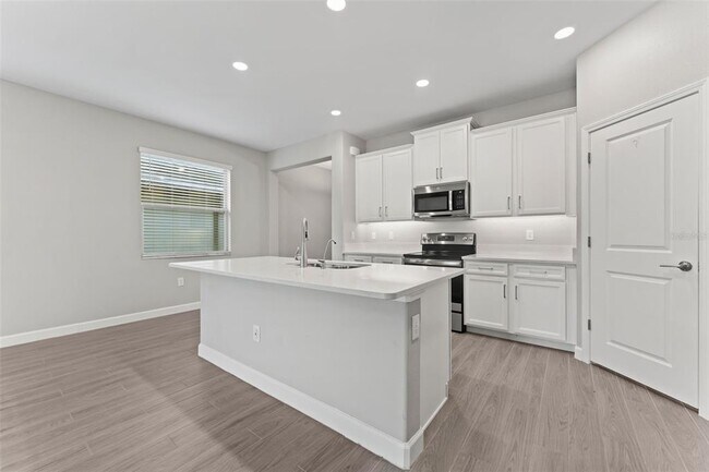 Building Photo - 31603 Magna Gulf Loop