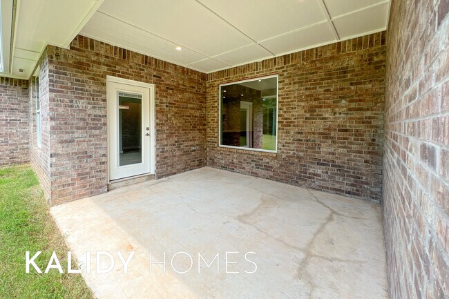 Building Photo - 17857 Salem Rd