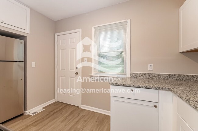 Building Photo - 5014 Bellefontaine Ave