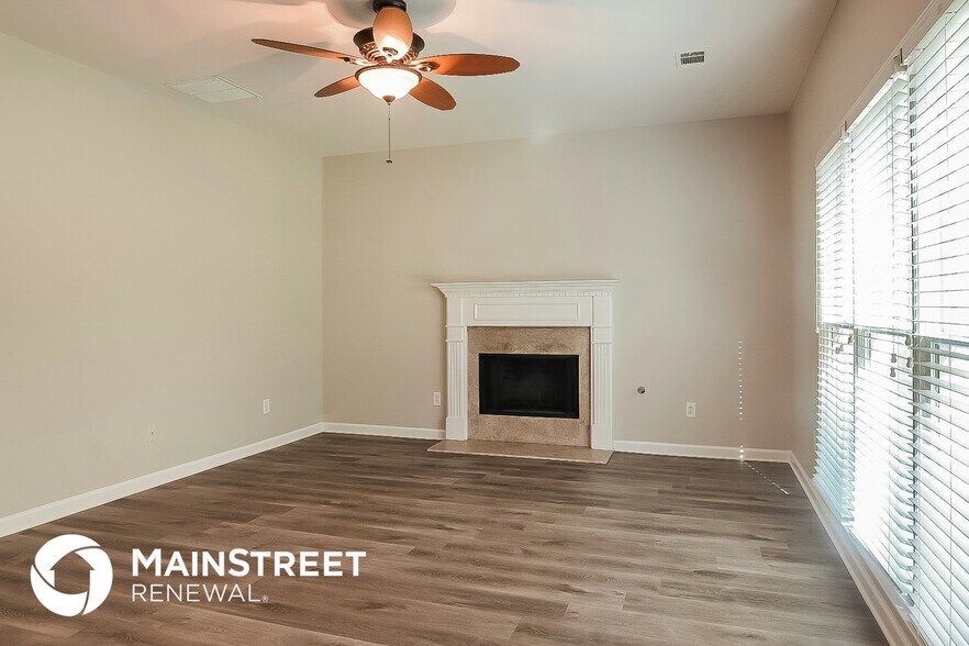 Building Photo - 417 Moonlit Trail