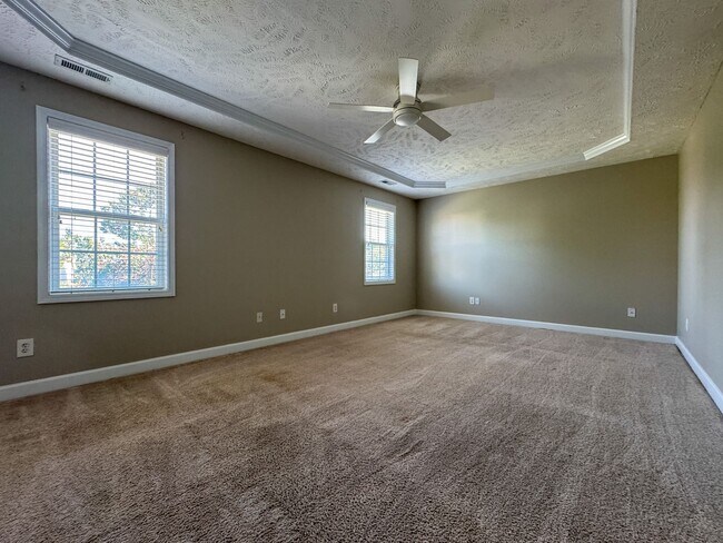 Building Photo - 51 Jubilee Ct