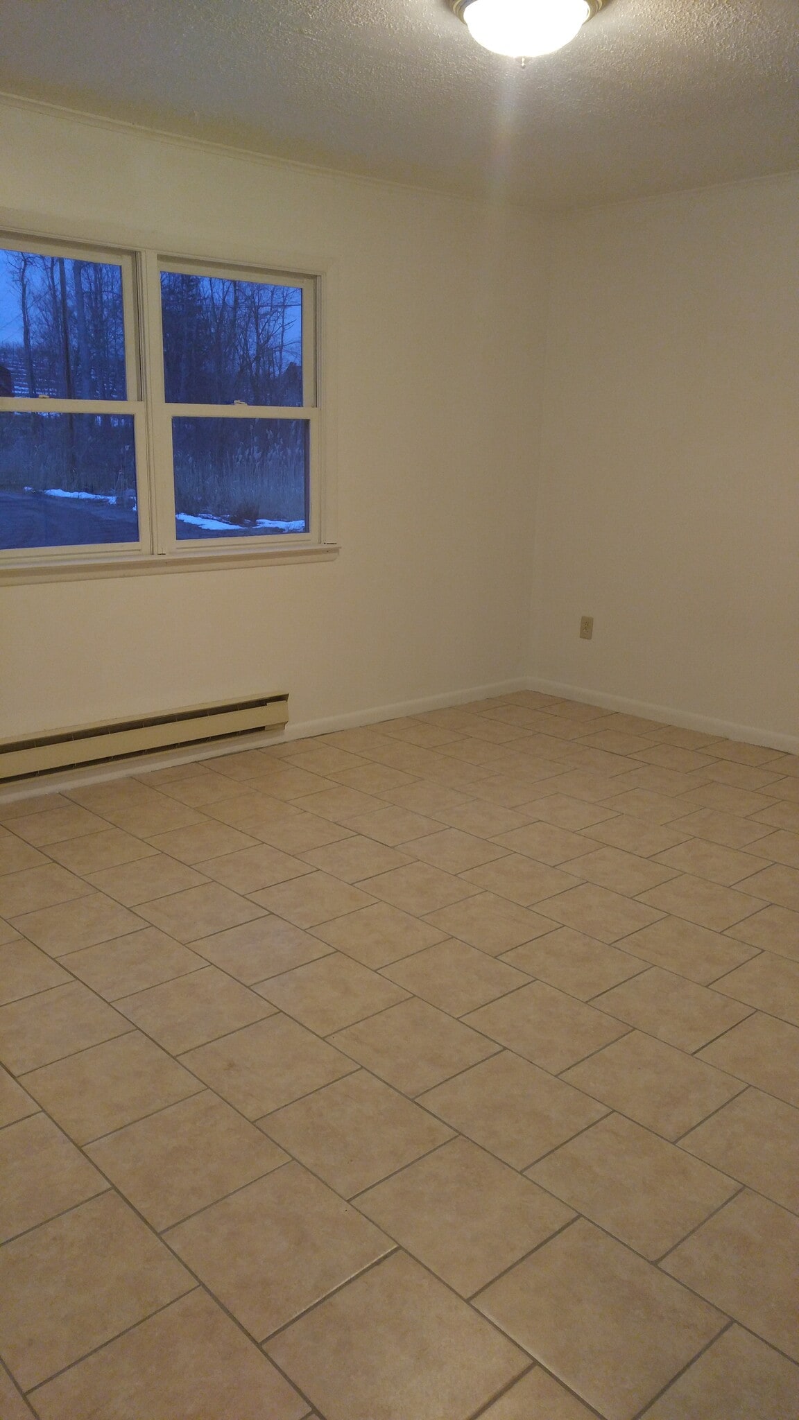 Building Photo - 1292 US-44
