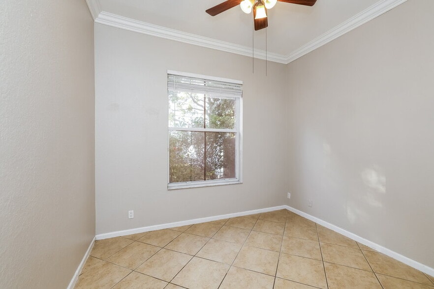 Building Photo - 5293 Sancerre Cir