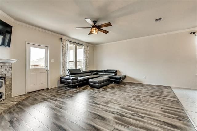 Building Photo - 2401 Buelingo Ln
