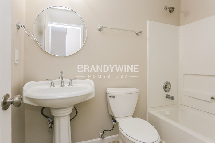 Building Photo - 5862 Waggoner Ct