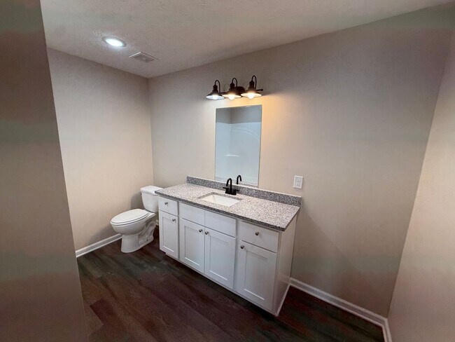 Building Photo - Nestled Tri-Plex in the Heart of Greenfield, TN