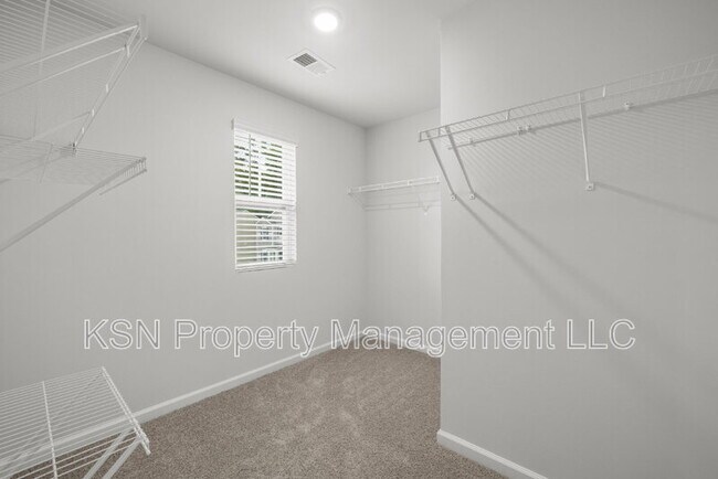 Building Photo - 129 Azure Dr
