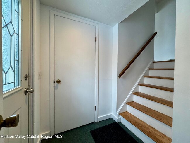 Building Photo - 18 Cherry Hill Rd