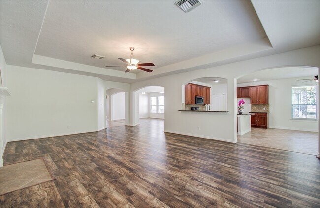 Building Photo - 7814 Heron Lakes Dr