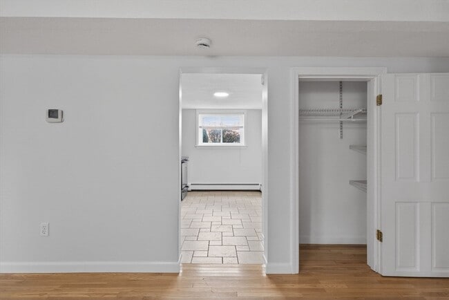 Building Photo - 20 Westgate Rd