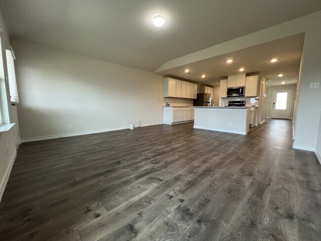 Building Photo - 317 Denison Dm