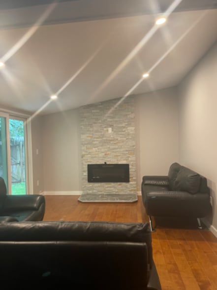Building Photo - 53 Braeburn Ln