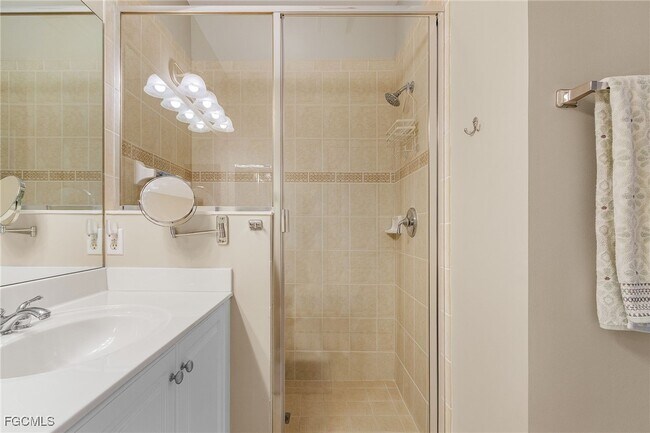 Building Photo - 3240 Cottonwood Bend