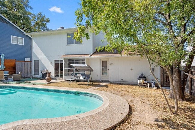 Building Photo - 8309 Beaver Brook Ln