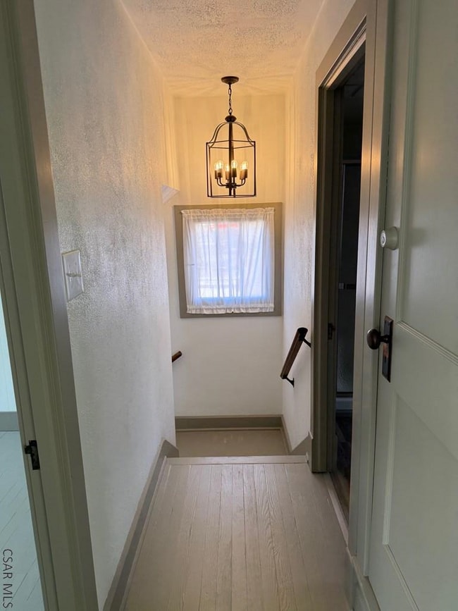 Building Photo - 1727 Scalp Ave