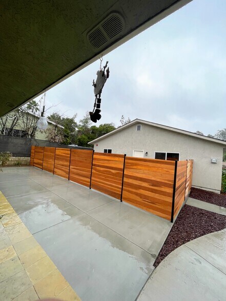 Building Photo - 753 Suzanne Ln