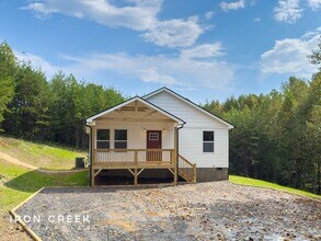 Building Photo - Beautiful New Construction Two-Bedroom in ...